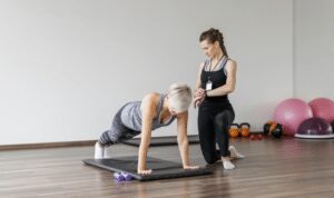 5 Benefits Of Hiring A Woman Personal Trainer