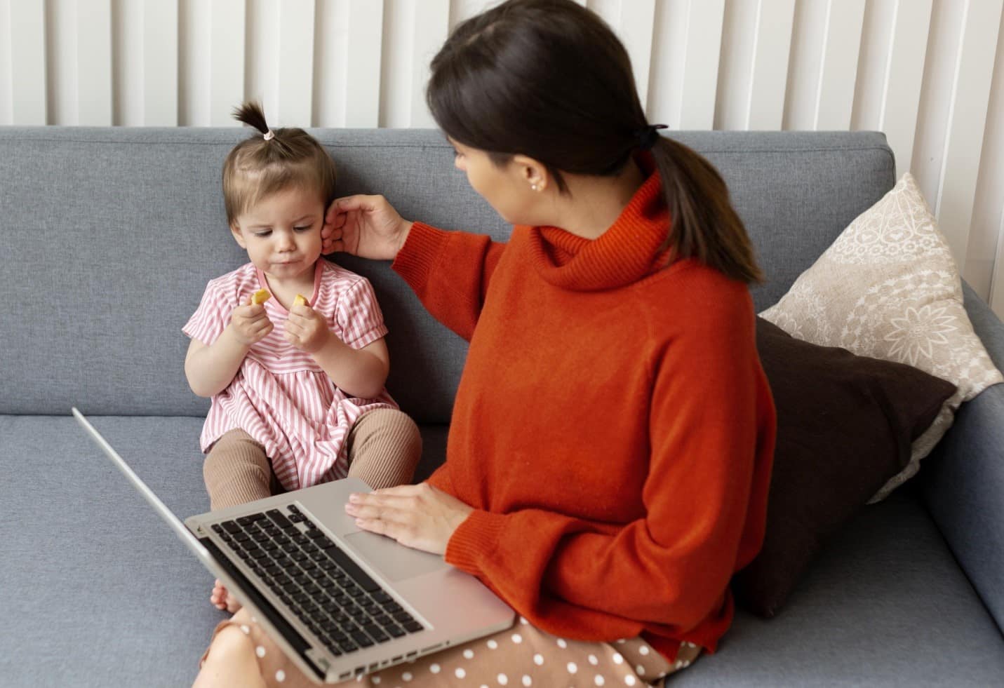 Ways to Find Communication for Single Moms