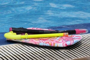 Swimming pool maintenance equipment