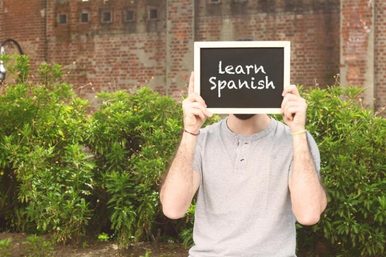 What to Look for in the Best Spanish Language Learning App