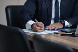 Top 6 Signs You Need a Workplace Discrimination Lawyer