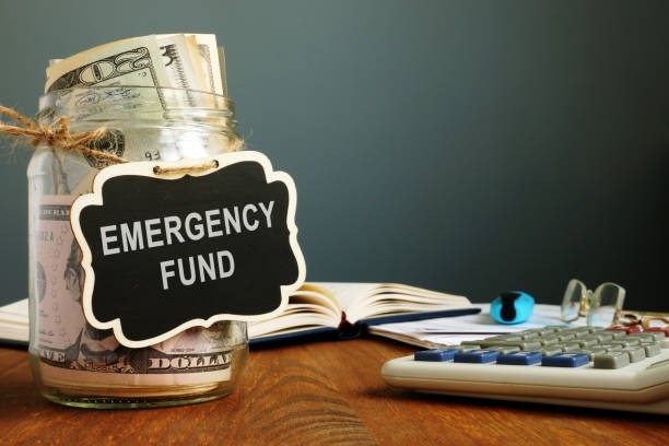 Personal Loan or Emergency Fund: Which One to Opt for